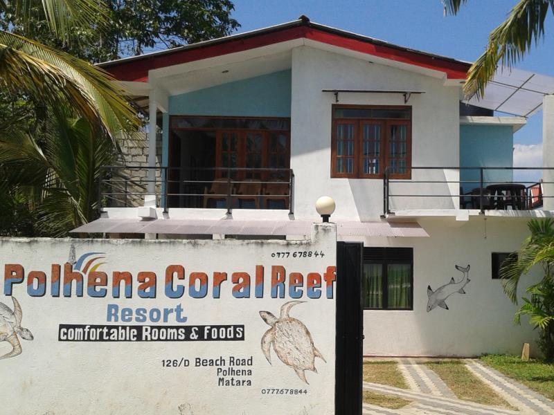 Polhena Coral Reef Resort マータラ エクステリア 写真