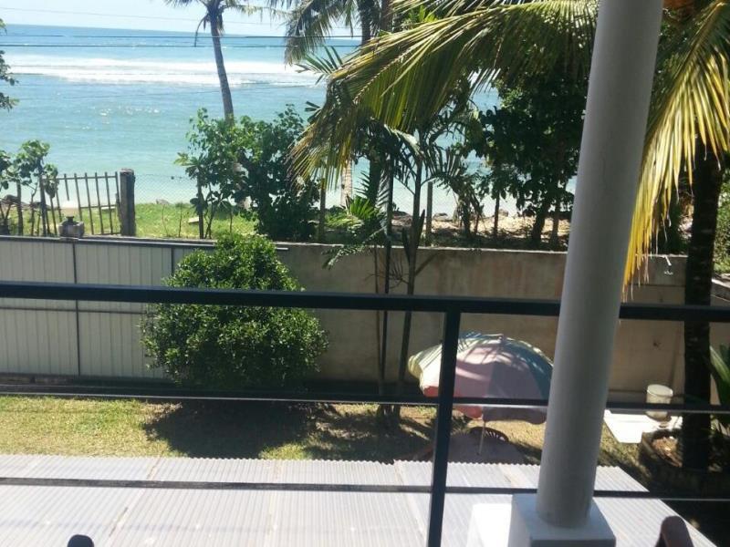 Polhena Coral Reef Resort マータラ エクステリア 写真